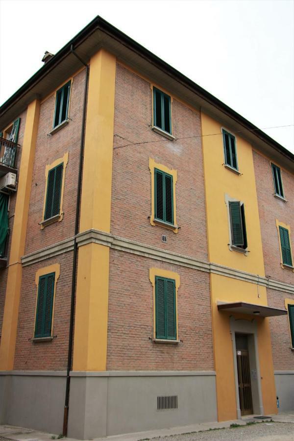 Anna'S Apartment, The Heart Of Bologna. Екстер'єр фото