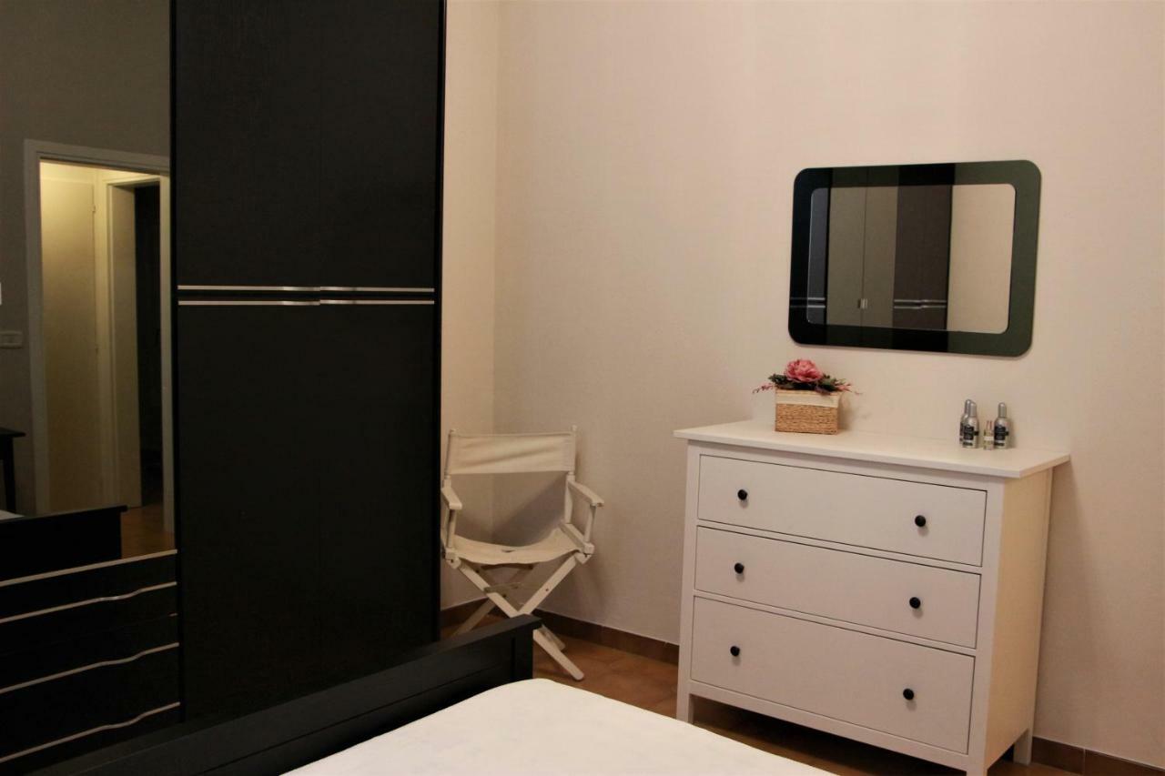 Anna'S Apartment, The Heart Of Bologna. Екстер'єр фото